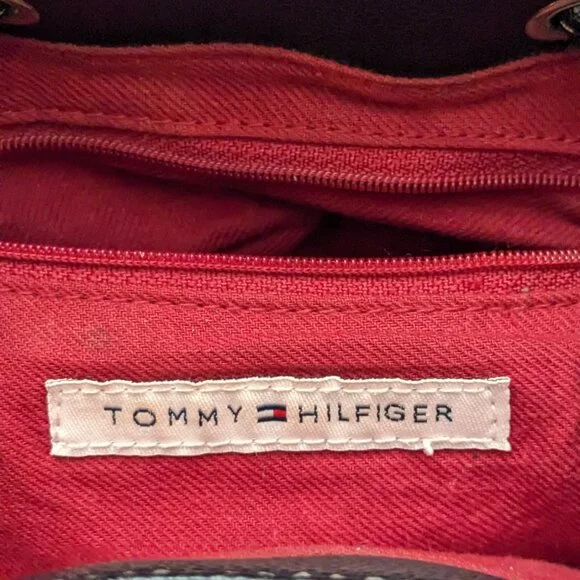 Tommy Hilfiger Women's Handbag / Shoulder BagSMALL SATCHEL Black